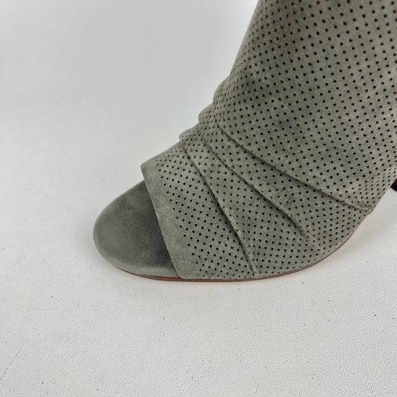 Vince Camuto Womens Kentvi Gray Suede Peep Toe Sandal Bootie Block Heel size 10 - Picture 10 of 16